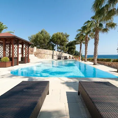 Gregory Villa